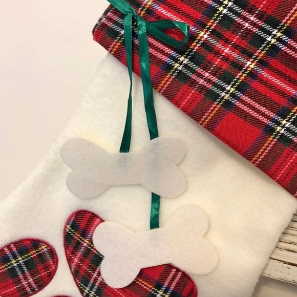 NWOT Paw Print Christmas Stockings - Picture 2 of 8